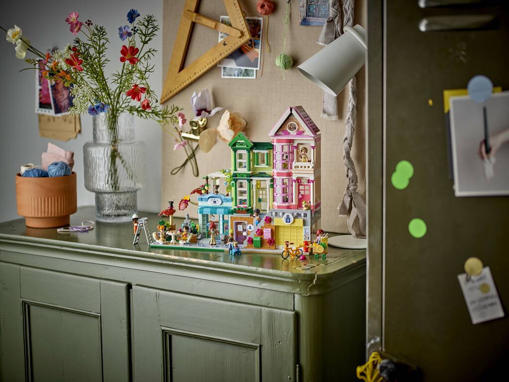 Lego Friends Appartamenti e negozi di Heartlake City