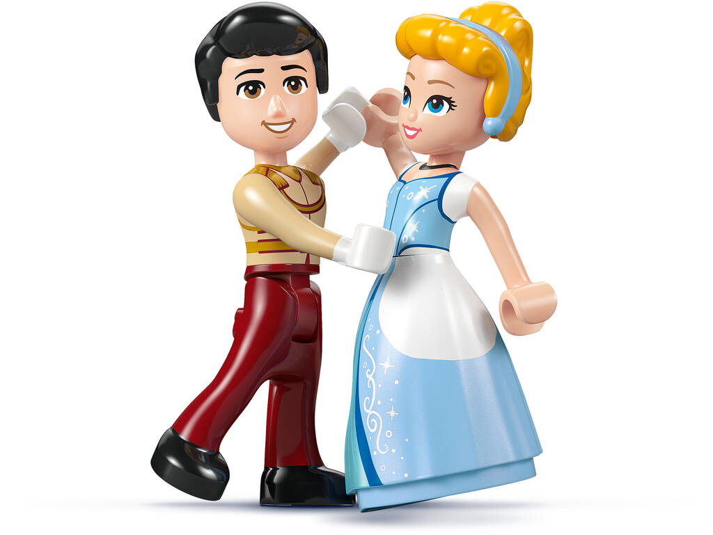 Lego Disney Princess Castello e Carrozza di Cenerentola.