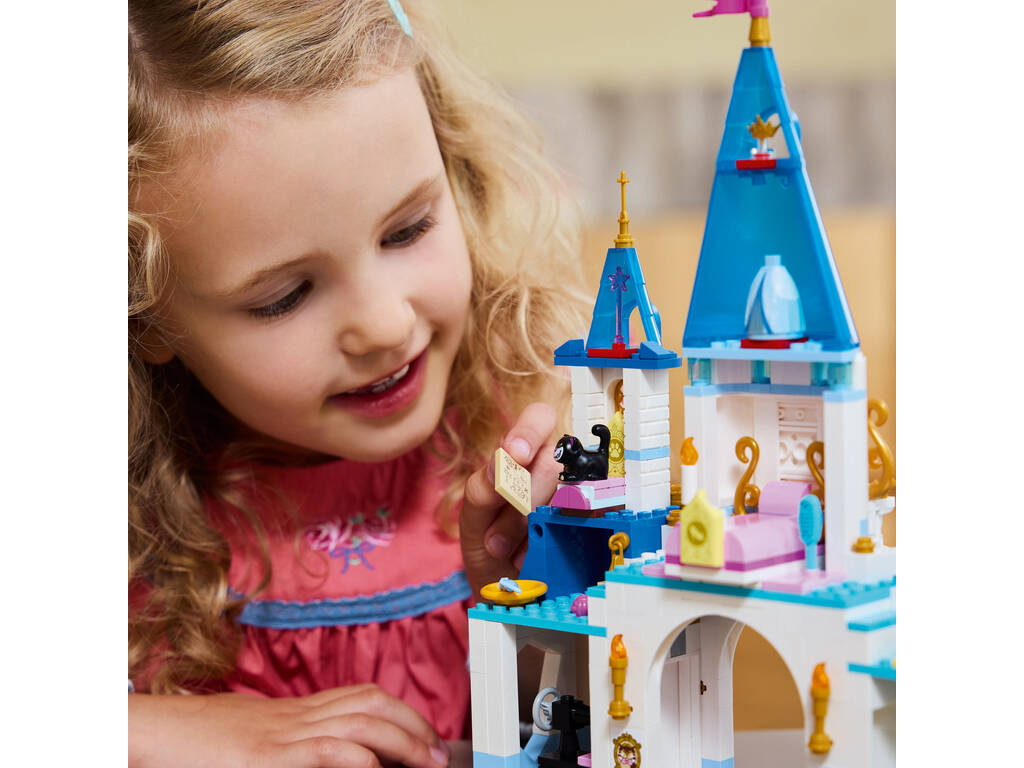 Lego Disney Princess Castello e Carrozza di Cenerentola.