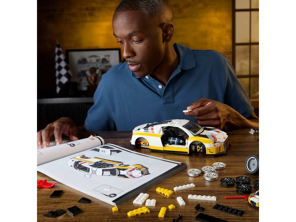 Hot Wheels Elite Series Mattel Brick Shop 15 Audi R8 LMS de 820 Piezas