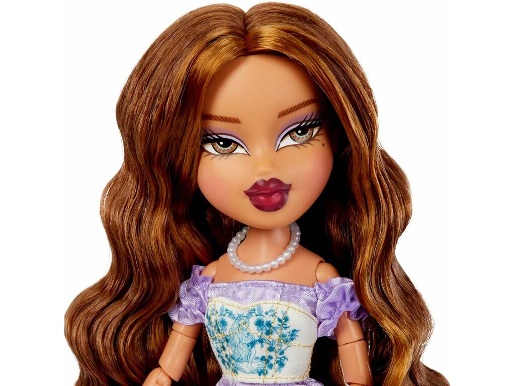 Bratz Goin Out ! poupée Yasmin avec accessoires