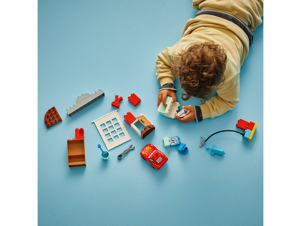 Lego Duplo Disney Cars Visita de McQueen ao Taller de Doc