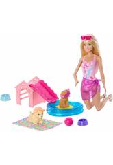 Barbie Welpen-Party am Pool