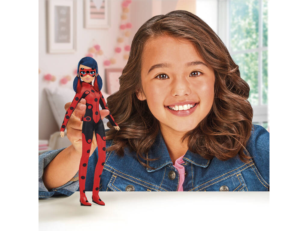 Miraculous Muñeca Ladybug de 26 cm