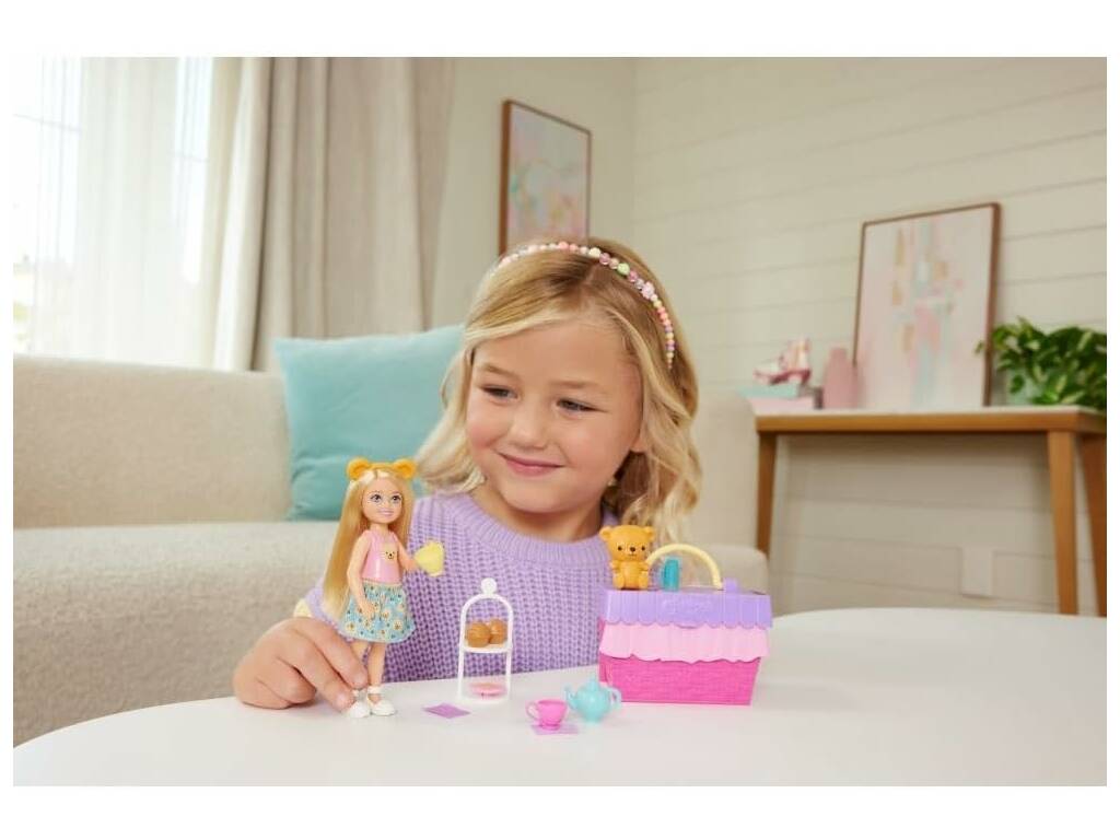 Barbie Club Chelsea Family & Friends Pack Fiesta de Pícnic con Té
