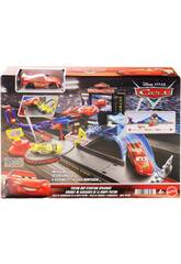 Cars Stunt-Track Piston Cup mit Lightning McQueen