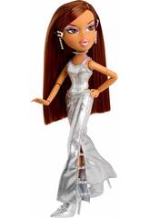 Poupée Bratz Charmz Yasmin avec chaîne et breloque