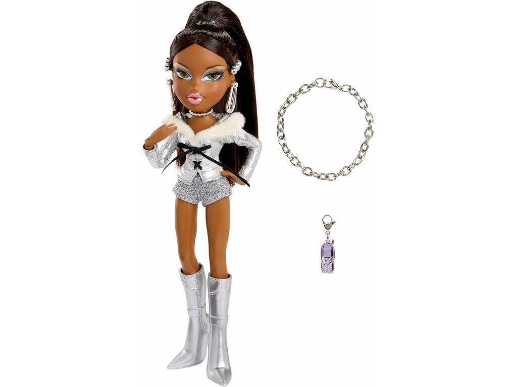Bratz Charmz Muñeca Sasha con Cadena y Charm
