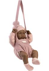 Muñeca Bebé Recién Nacida Indira de 42 cm con Portabebé